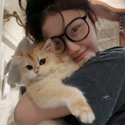 量产型璃子-另一位模型女子的人生组装记-