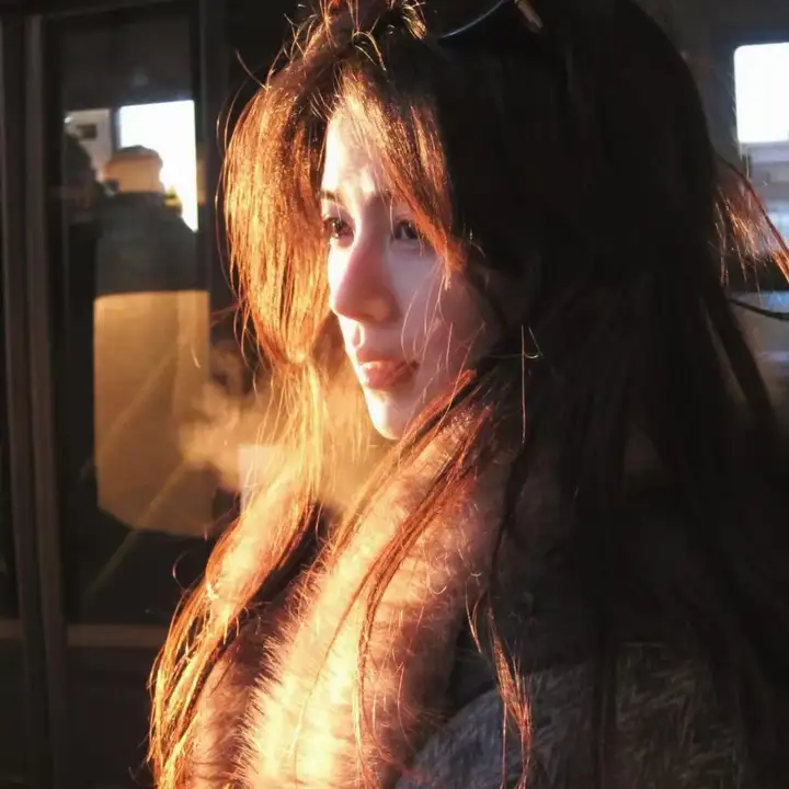 离村打拼她成了锦鲤男神心尖宠